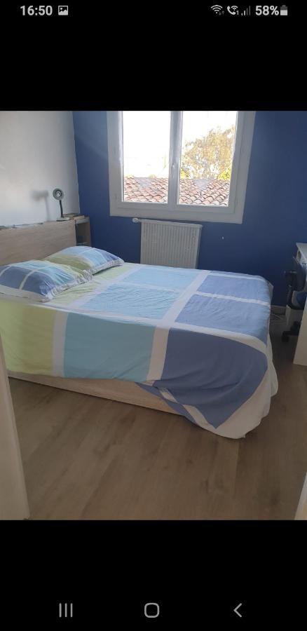 Chambre Chez Habitant 1 Carbon-Blanc المظهر الخارجي الصورة